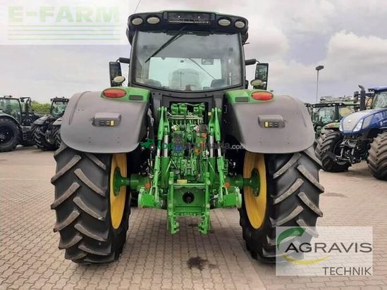 Tractor agrícola - John Deere - 6215 r