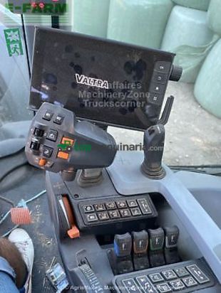 Tractor agrícola - Valtra - t235 versu