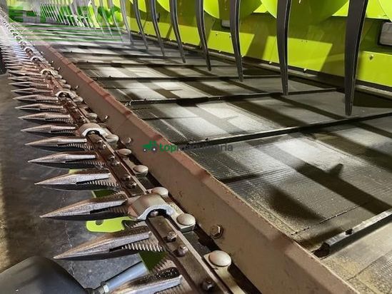Cosechadora de Cereal - Claas - TRION 750 TT