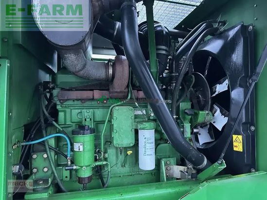 Cosechadora de Cereal - John Deere - 7300