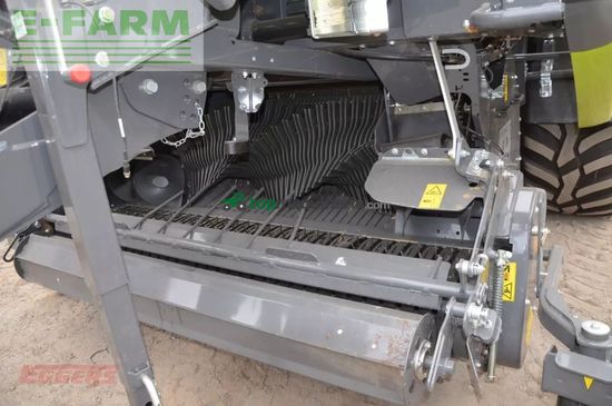 Empacadora gigant - Claas - rollant 630 rc uniwrap