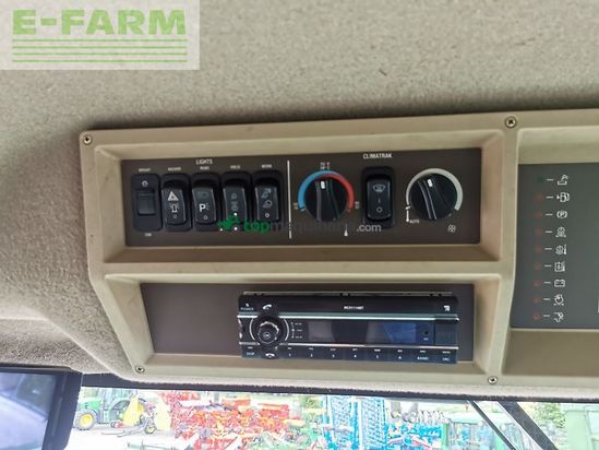 Cosechadora de Cereal - John Deere - t560