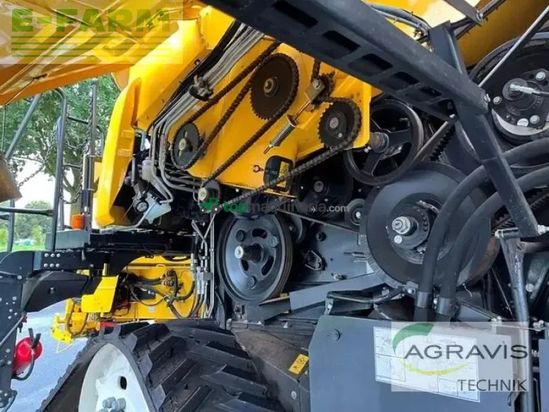 Cosechadora de Cereal - New Holland - cx 8.80 raupe