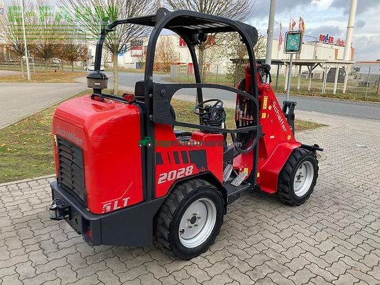 Minicargadora - Schaffer - 2028 slt
