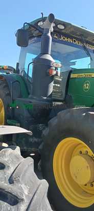 Tractor agrícola - John Deere - 8320R