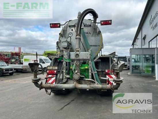 Cisterna - Joskin - quadra 18.000 ts