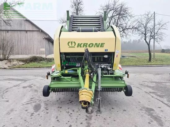 Empacadora gigant - Krone - comprima cf 155 xc press-wickelkombination