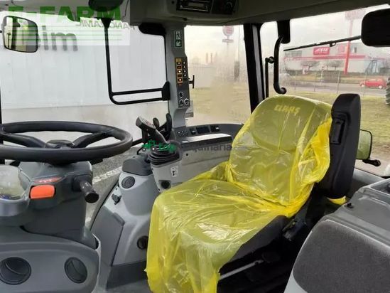 Tractor agrícola - Claas - arion 420 quadrishift cis