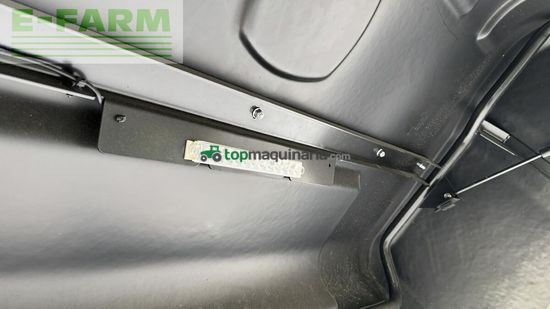 Empacadora gigant - John Deere - v461m - paket für rundballenpr