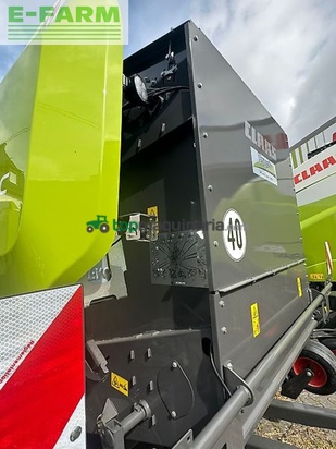 Empacadora gigant - Claas - variant 585 rc pro