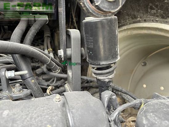 Tractor agrícola - Valtra - t215 versu