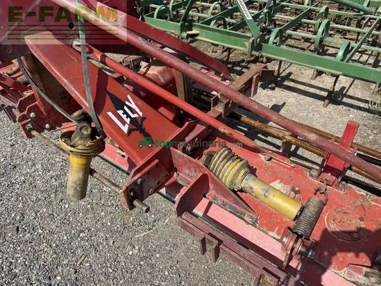 Grada rotativa - Lely - kreiselegge 3m