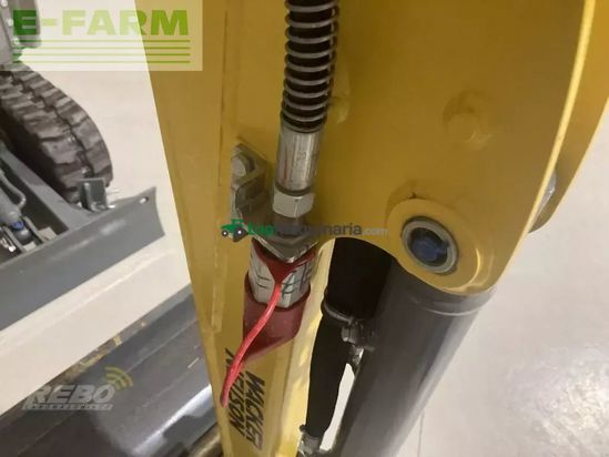 Excavadora - Wacker Neuson - 803