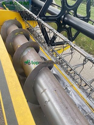 Cosechadora de Cereal - New Holland - cs 660