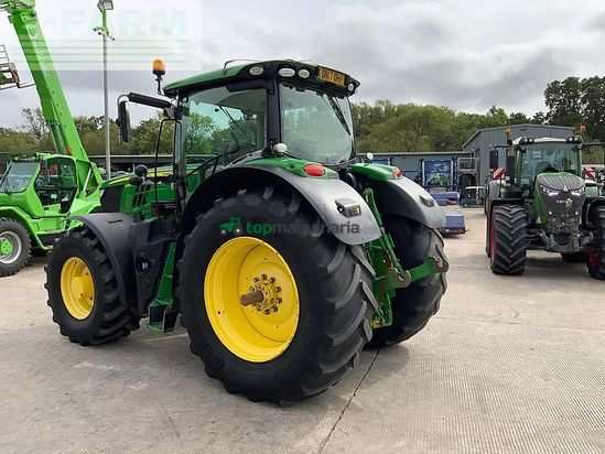 Tractor agrícola - John Deere - 6215r tractor (st26572)