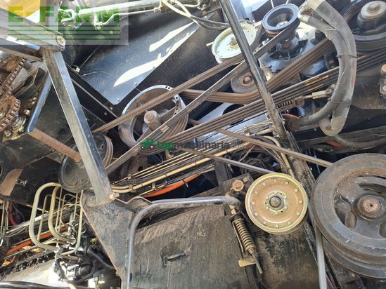 Cosechadora de Cereal - New Holland - cr 9060 / cr9060