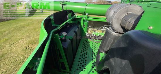 Cosechadora de Cereal - John Deere - S690