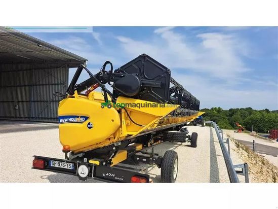 Cosechadora de Cereal - New Holland - cx8-70