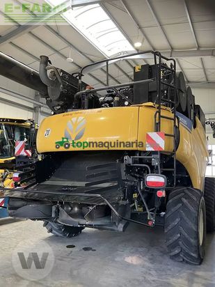 Cosechadora de Cereal - New Holland - cr 10.90