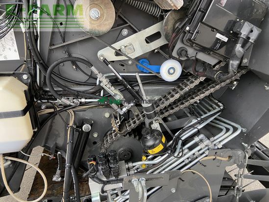 Empacadora gigant - Fendt - rotana 160 v