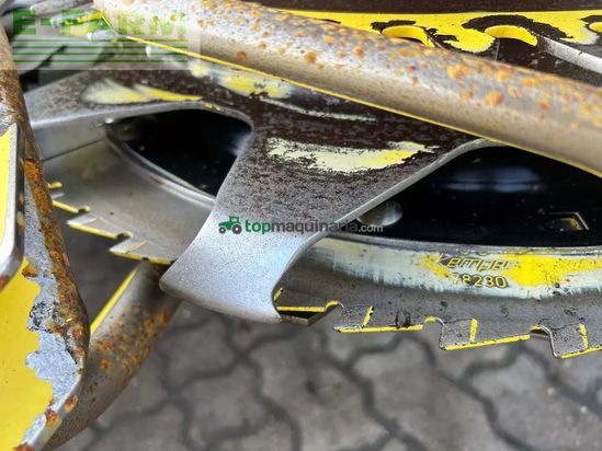 Cosechadora de Cereal - John Deere - 8500 mit kemper 475 plus