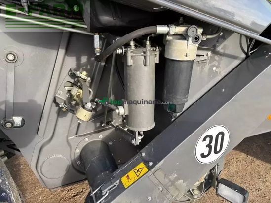 Cosechadora de Cereal - Claas - lexion 8800 4wd