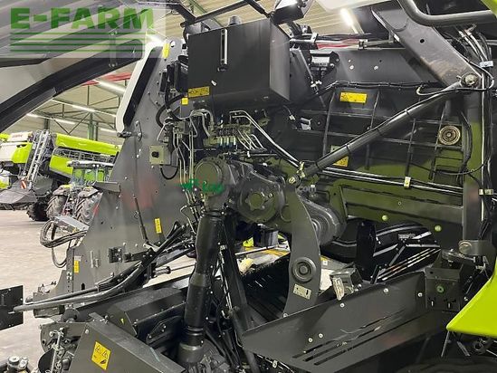 Empacadora gigant - Claas - quadrant 5300 fc t+st