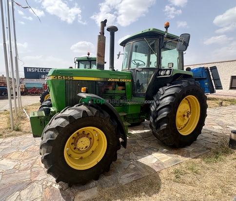Tractor agrícola - John Deere - 4450