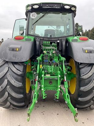 Tractor agrícola - John Deere - 6215 r