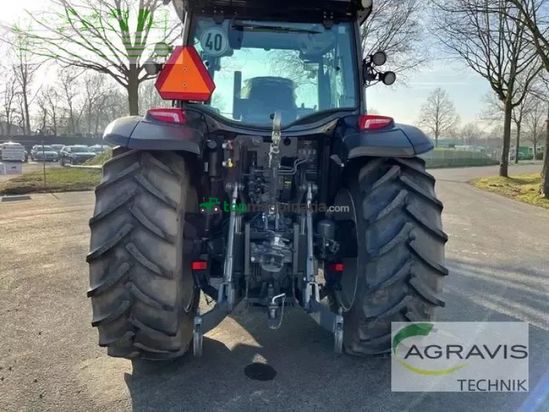 Tractor agrícola - Valtra - g 135 a 1b9