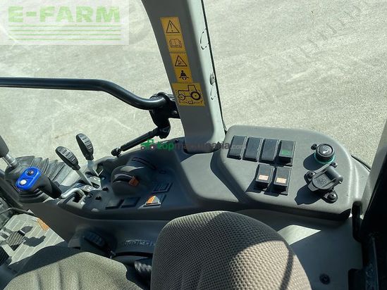 Tractor agrícola - Claas - nexos 220 s comfort