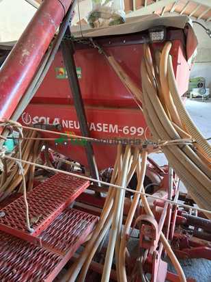 Otra sembradora - Neumasem 699