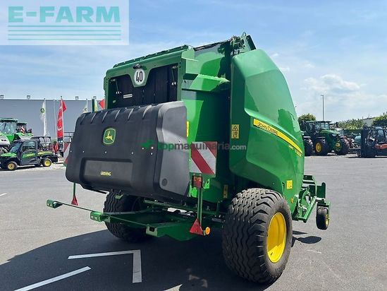Empacadora gigant - John Deere - v461m