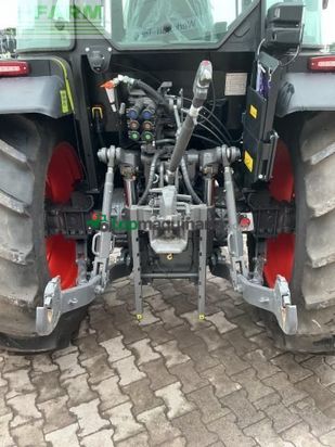 Tractor agrícola - Claas - axos 240 stage v