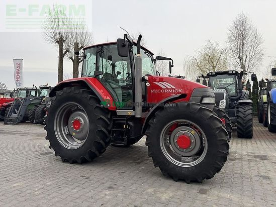 Tractor agrícola - McCormick - mc100