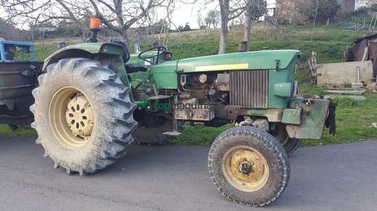 Tractor antiguo - John Deere 2130