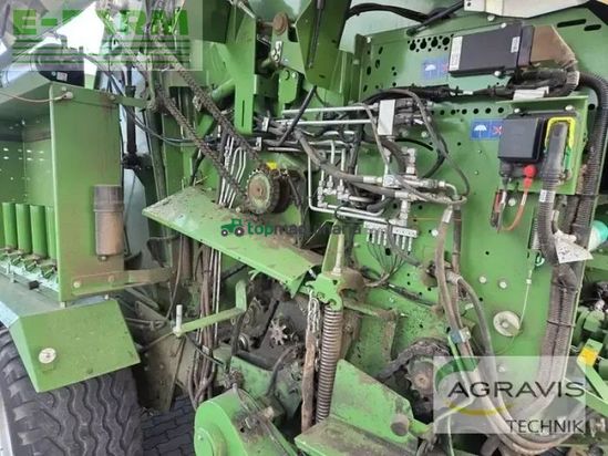 Empacadora gigant - Krone - comprima cv 150 xc