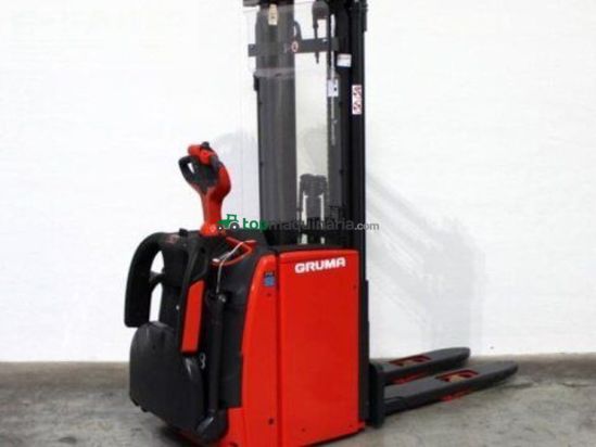 Elevadora - Linde - l 14 ap i 1173