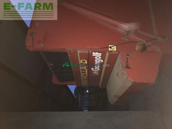 Empacadora gigant - New Holland - 640 B Bale Command