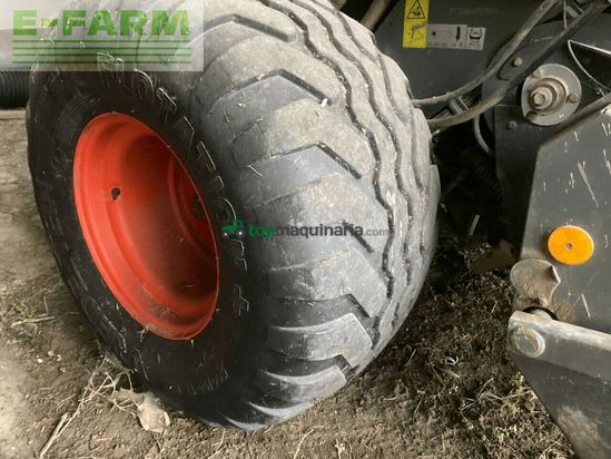 Empacadora gigant - Claas - variant 380 rc pro