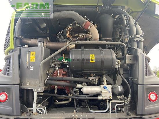 Cosechadora de Cereal - Claas - jaguar 970 allrad