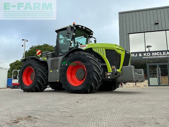 Tractor agrícola - Claas - xerion trac 5000 tractor (st26926)