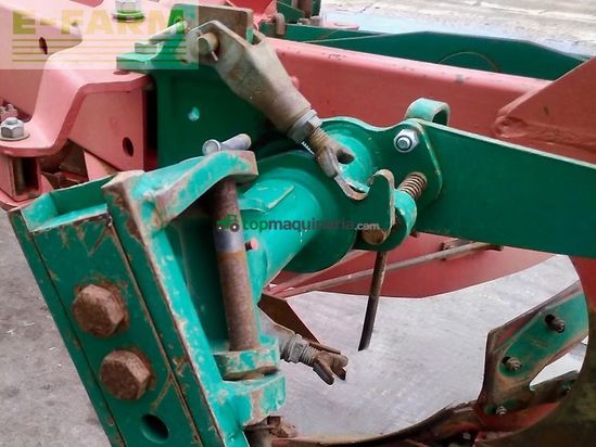 Arado - Kverneland - eg 85-300 + packomat s