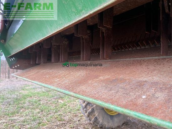 Cosechadora de Cereal - John Deere - t660