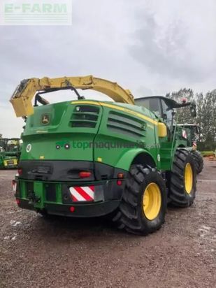 Cosechadora de Cereal - John Deere - 8400