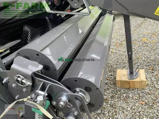 Empacadora gigant - Claas - rollant 630 rc uniwrap