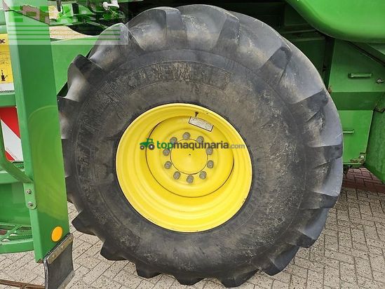 Cosechadora de Cereal - John Deere - w 540