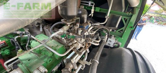 Cosechadora de Cereal - John Deere - 8300