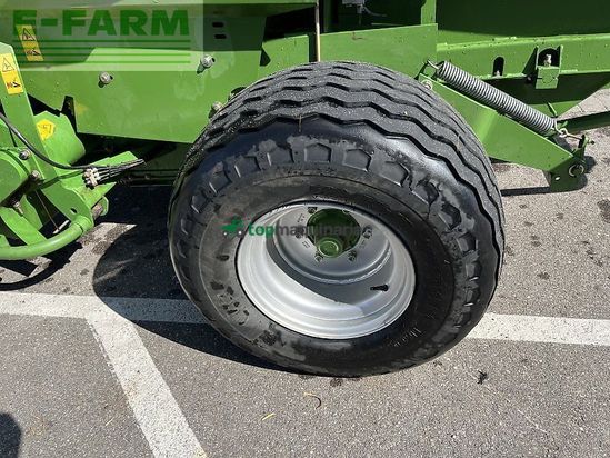 Empacadora gigant - Krone - fortima v 1800 mc