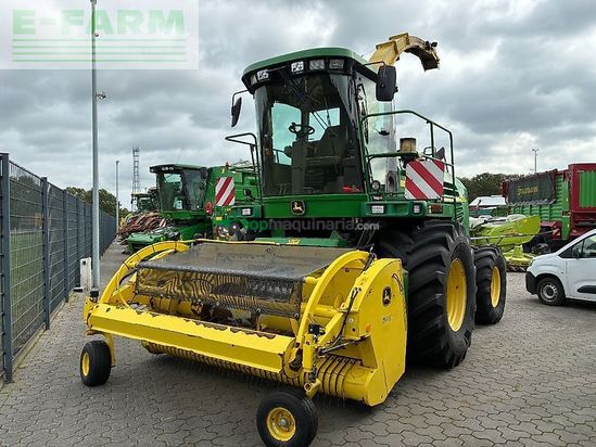 Cosechadora de Cereal - John Deere - 7400 mit kemper pu 630c bj.12